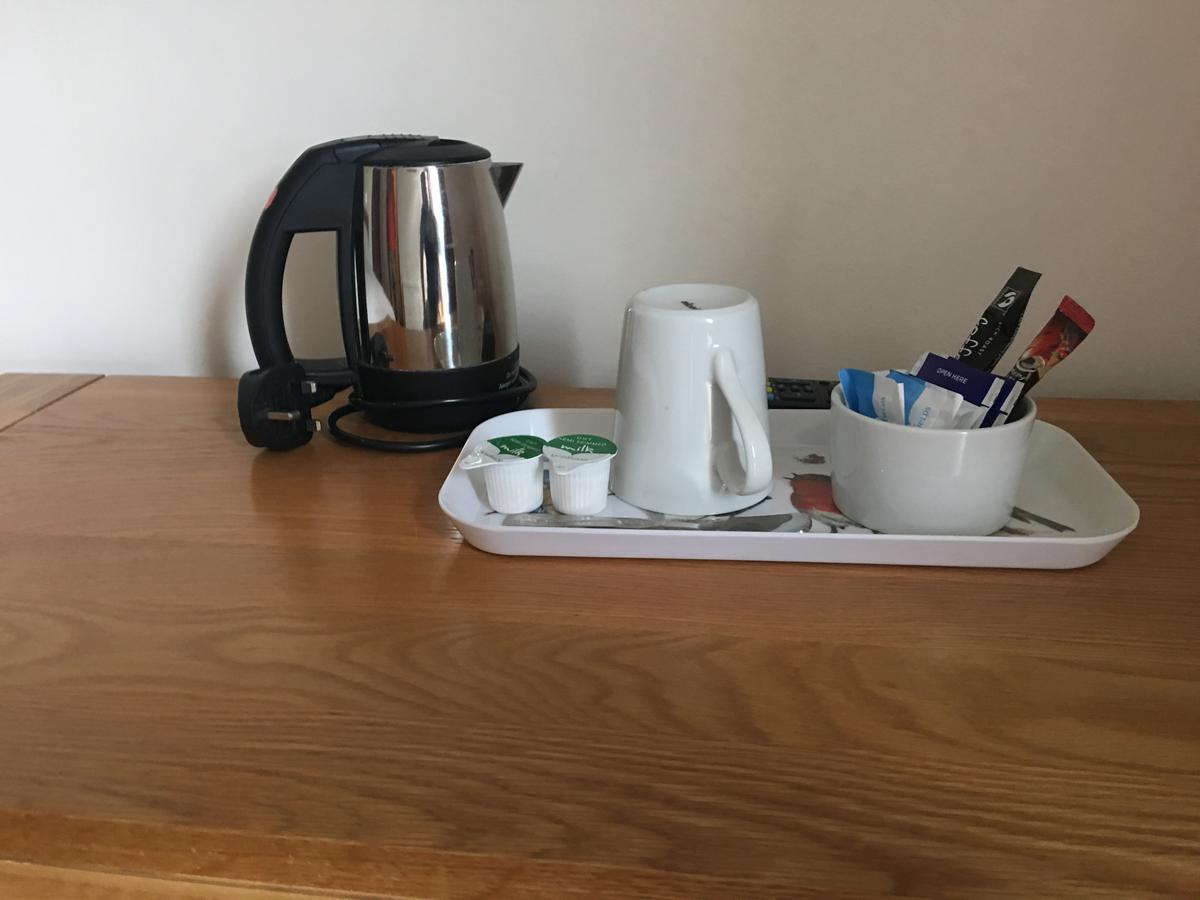Winston Manor Guesthouse Rooms チャーチル エクステリア 写真
