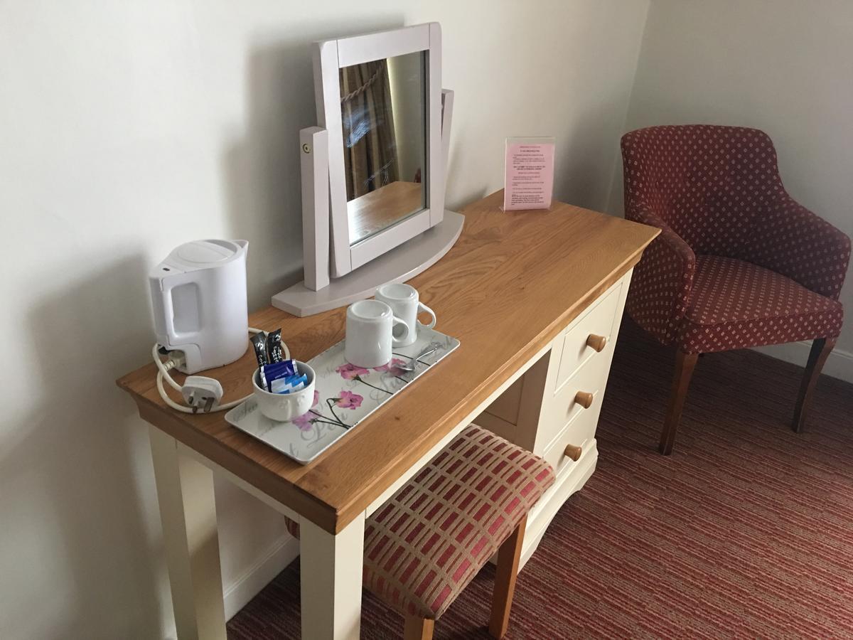 Winston Manor Guesthouse Rooms チャーチル エクステリア 写真