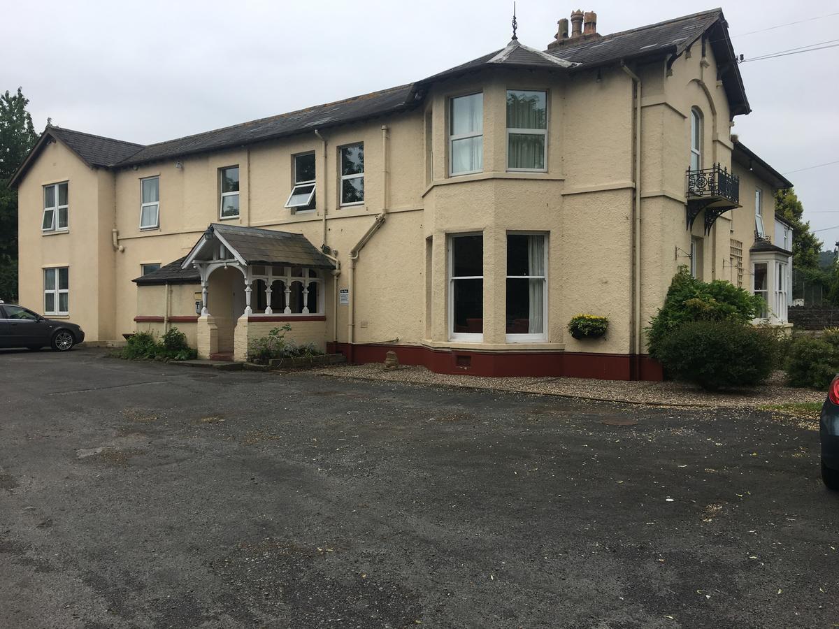 Winston Manor Guesthouse Rooms チャーチル エクステリア 写真