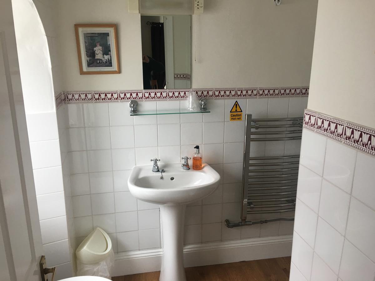 Winston Manor Guesthouse Rooms チャーチル エクステリア 写真