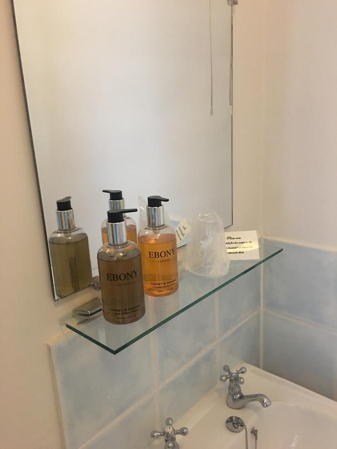 Winston Manor Guesthouse Rooms チャーチル エクステリア 写真