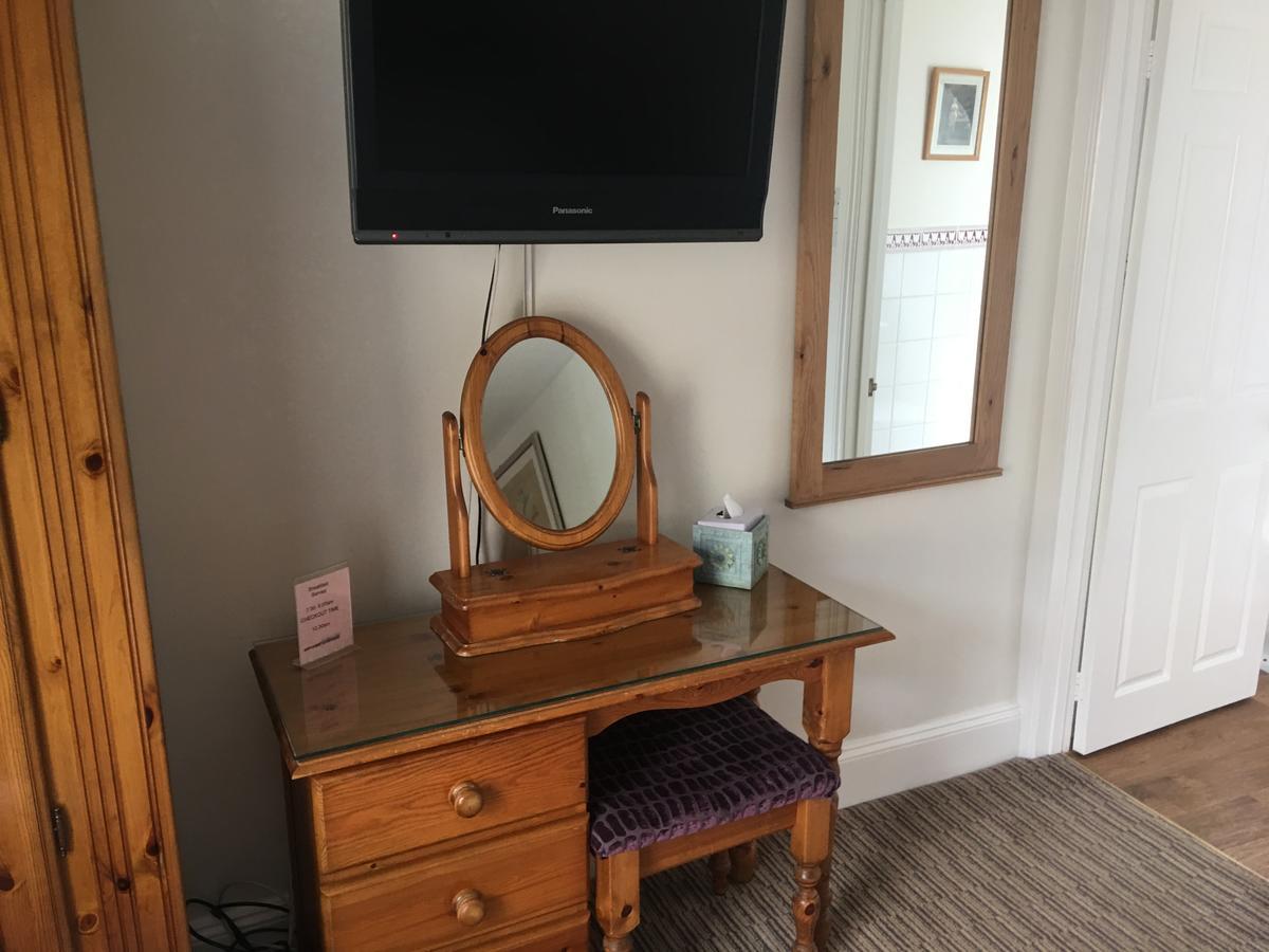 Winston Manor Guesthouse Rooms チャーチル エクステリア 写真