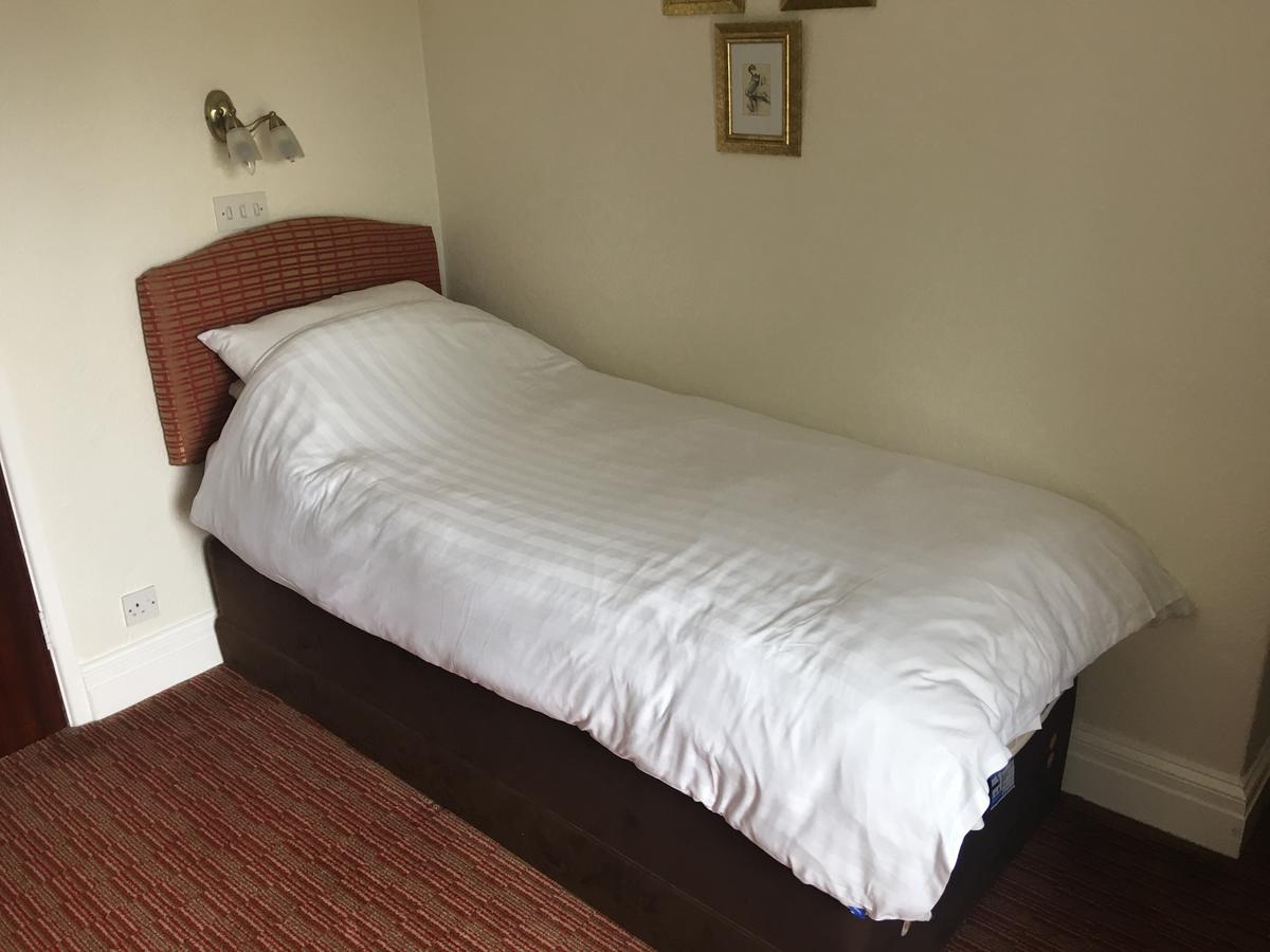Winston Manor Guesthouse Rooms チャーチル エクステリア 写真