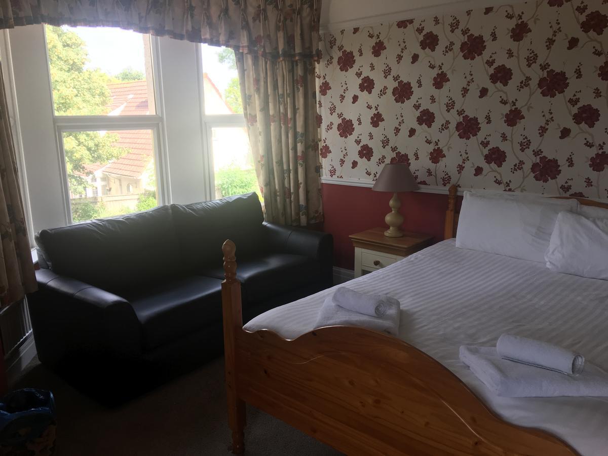 Winston Manor Guesthouse Rooms チャーチル エクステリア 写真